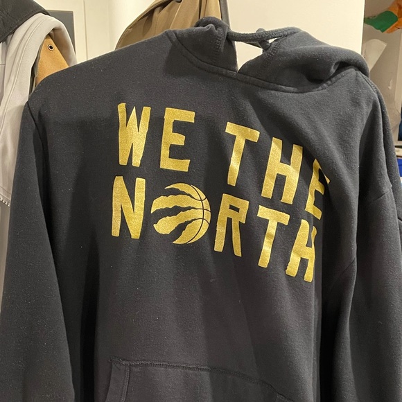 Toronto raptors mitchell and ness hoodie - Picture 3 of 3